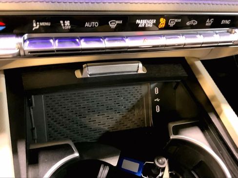 Used 2024 Mercedes-Benz GLE 53 AMG 4MATIC Coupe image 35