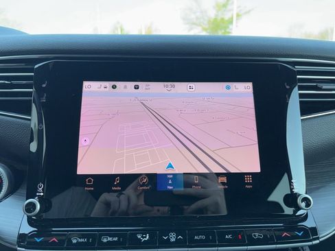 Used 2023 Jeep Wagoneer Series III w/ Preferred Equipment Group image 4