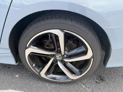 Used 2021 Honda Accord Sport image 11