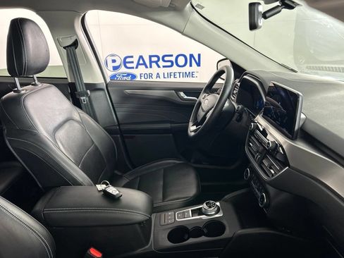 Used 2022 Ford Escape Titanium w/ Class II Trailer Tow Package AWD/4WD image 24