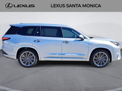 Used 2026 Lexus TX 350 AWD w/ Technology Package image 4