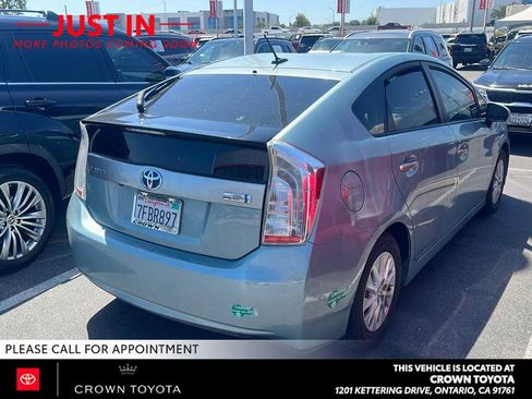Used 2014 Toyota Prius Prime Plug-In Hybrid FWD image 2