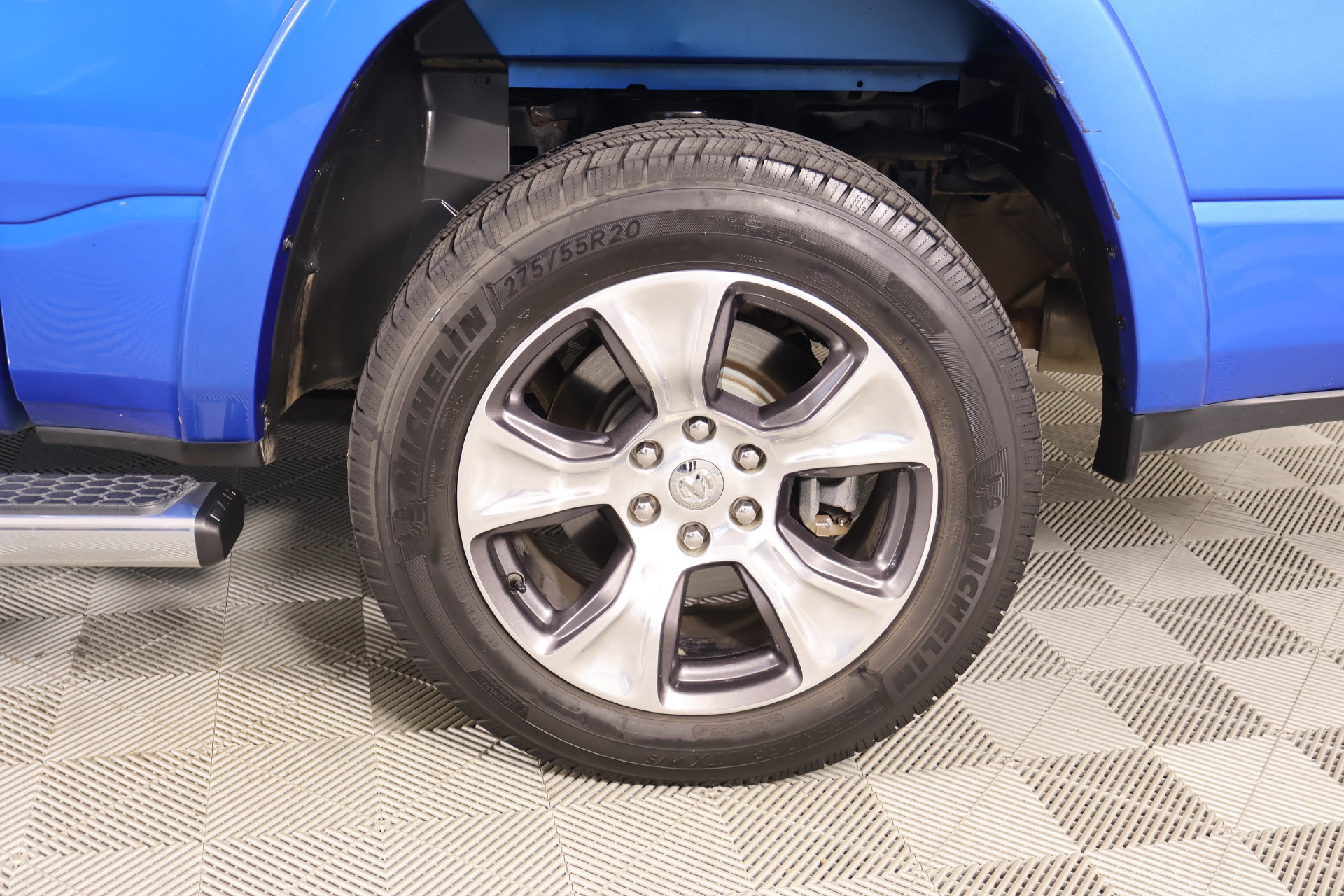 Used 2020 RAM 1500 Laramie AWD/4WD image 18