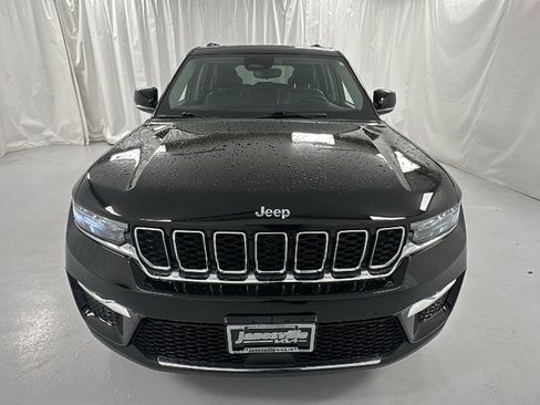 Used 2022 Jeep Grand Cherokee Limited 4xe image 8