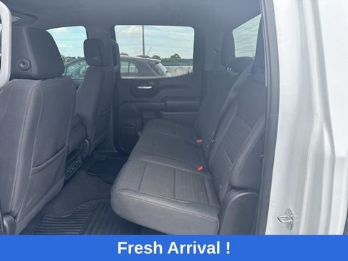 Used 2024 Chevrolet Silverado 1500 Custom RWD image 3