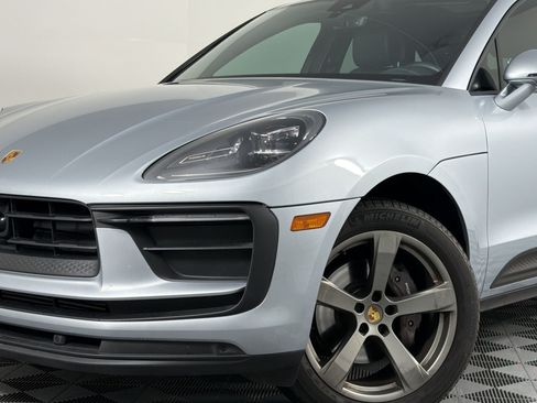 Certified 2024 Porsche Macan AWD/4WD image 25
