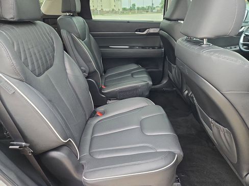 Used 2024 Hyundai Palisade Limited FWD image 32