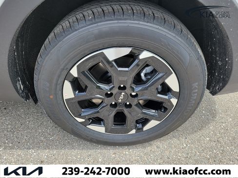 New 2026 Kia Sorento S FWD image 6