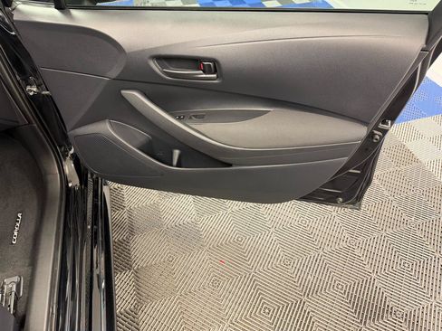 Used 2024 Toyota Corolla LE FWD image 13