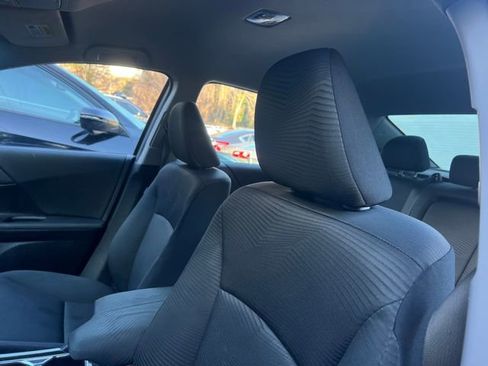 Used 2016 Honda Accord LX image 12