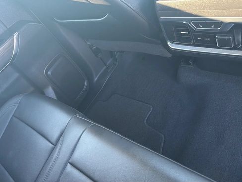 Used 2019 Chevrolet Silverado 1500 LTZ w/ LTZ Plus Package AWD/4WD image 92