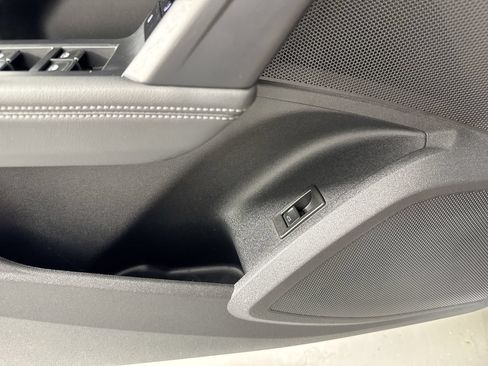 Used 2025 Audi Q5 Premium Plus w/ Premium Plus AWD/4WD image 10