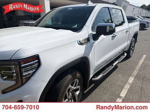 Used 2024 GMC Sierra 1500 SLT AWD/4WD image 1