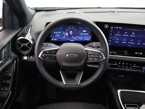 New 2026 Chevrolet Equinox LT w/ Midnight Edition image 17