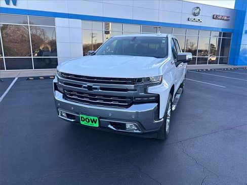 Used 2020 Chevrolet Silverado 1500 LTZ image 2