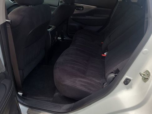 Used 2017 Nissan Murano S w/ Navigation Package FWD image 8