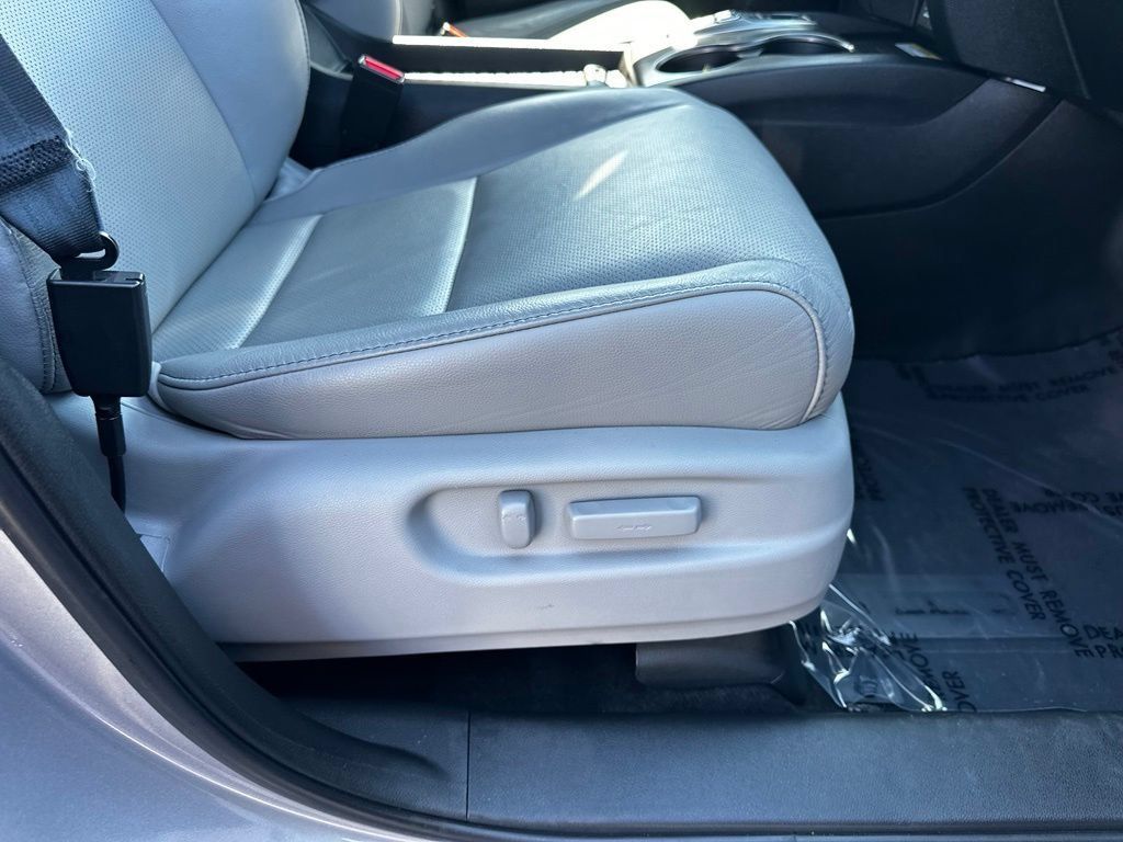 Used 2023 Honda Passport EX-L image 15