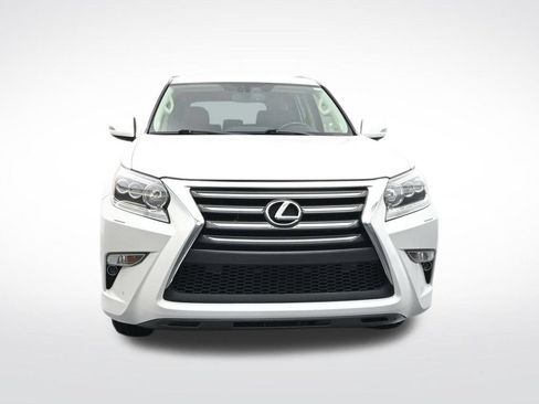 Used 2017 Lexus GX 460 Premium w/ Premium Package AWD/4WD image 2