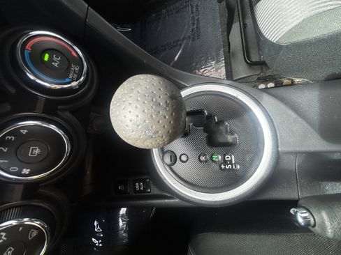 Used 2014 Scion tC FWD image 17