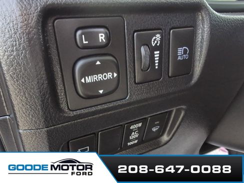 Used 2023 Toyota 4Runner Limited image 15
