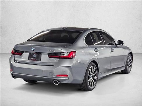 Used 2026 BMW 330i Sedan w/ Premium Package RWD image 5