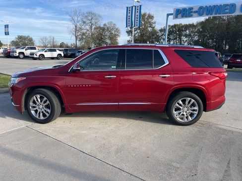 Used 2018 Chevrolet Traverse High Country image 3