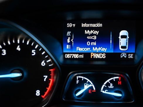 Used 2018 Ford Escape Titanium w/ Ford Safe & Smart Package image 43