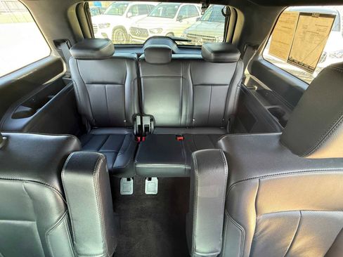 Used 2020 Ford Expedition XLT w/ Equipment Group 202A image 25