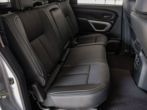 Used 2019 Nissan Titan PRO-4X image 31