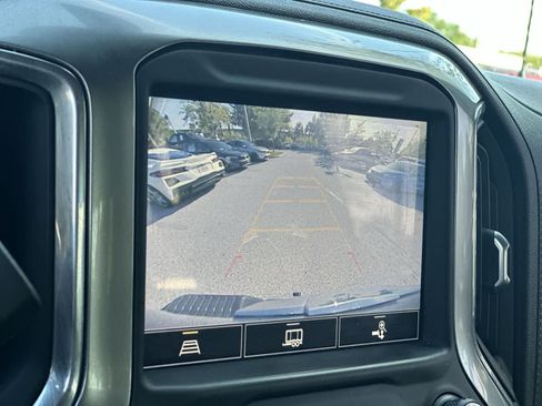 Used 2022 Chevrolet Silverado 1500 LTZ AWD/4WD image 20