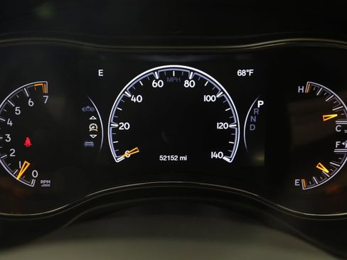 Used 2020 Jeep Grand Cherokee Limited X image 19