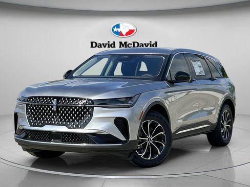 New 2026 Lincoln Nautilus Premier image 2