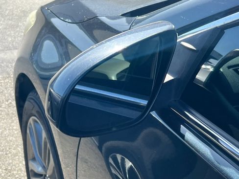Used 2017 Toyota Camry SE FWD image 8