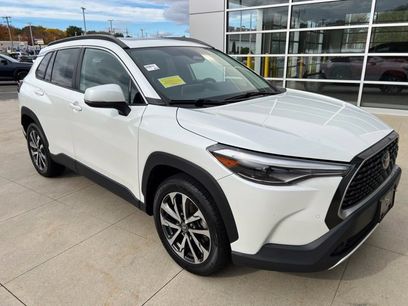 Used 2023 Toyota Corolla Cross XLE w/ Convenience Package