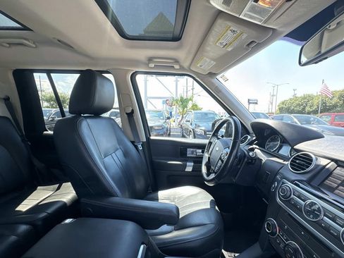 Used 2016 Land Rover LR4 HSE Silver Edition AWD/4WD image 13