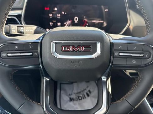 New 2026 GMC Canyon AT4 image 25