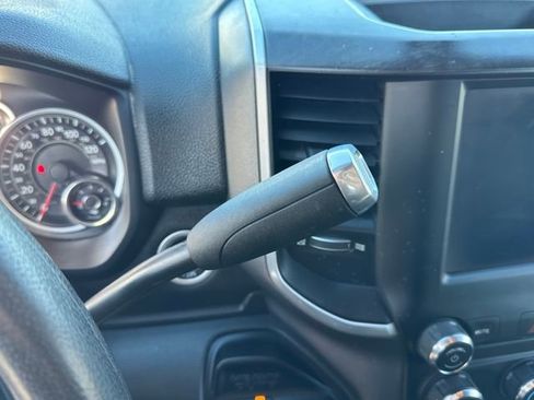 Used 2022 RAM 2500 Big Horn w/ Cold Weather Group image 13