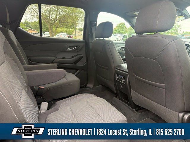 Used 2023 Chevrolet Traverse LT FWD image 14