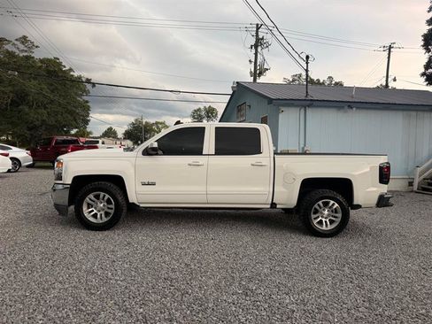 Used 2018 Chevrolet Silverado 1500 LT w/ Texas Edition RWD image 3