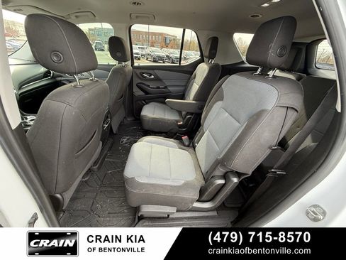 Used 2018 Chevrolet Traverse LT image 26