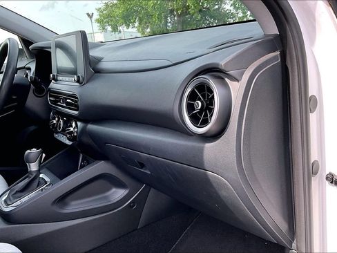 Used 2022 Hyundai Kona SEL FWD image 14