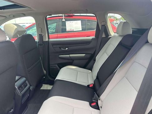 Used 2023 Honda CR-V EX image 10