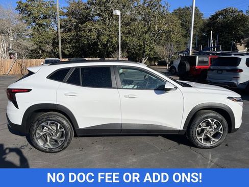 New 2026 Chevrolet Trax LT w/ Driver Confidence Package image 5