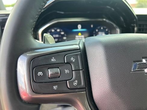 Used 2025 Chevrolet Silverado 1500 ZR2 AWD/4WD image 18