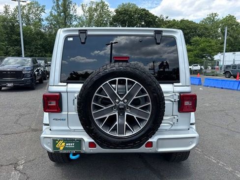Used 2024 Jeep Wrangler High Altitude AWD/4WD image 21