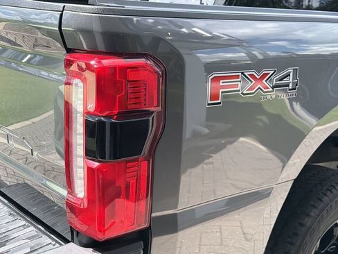 Used 2025 Ford F250 XL w/ STX Appearance Package AWD/4WD image 10