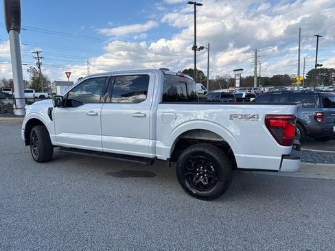 New 2025 Ford F150 XLT w/ Equipment Group 302A MID image 8