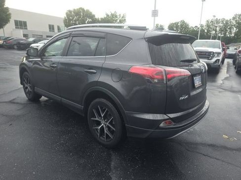 Used 2018 Toyota RAV4 SE w/ Power Extra Value Package AWD/4WD image 7