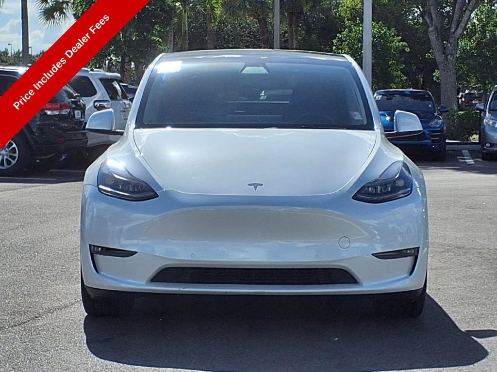Used 2022 Tesla Model Y Performance AWD/4WD image 3