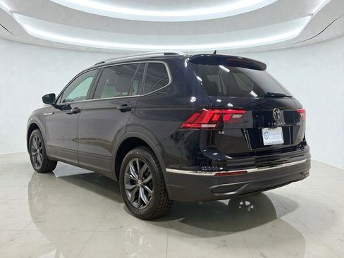 Used 2022 Volkswagen Tiguan SE image 9
